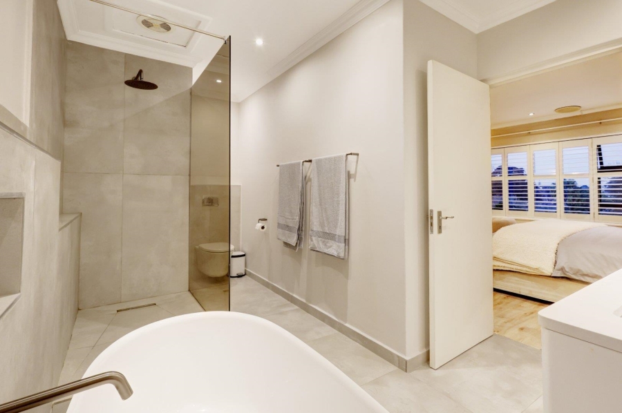 6 Bedroom Property for Sale in Welgemoed Western Cape